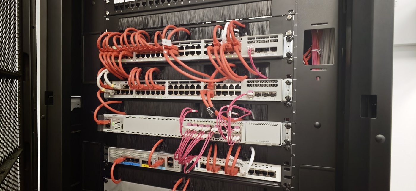Panel de red en una instalación AGR